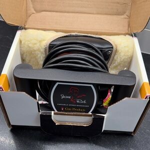 Jeanie Rub Variable Speed Massager - Black with Fleece cover!